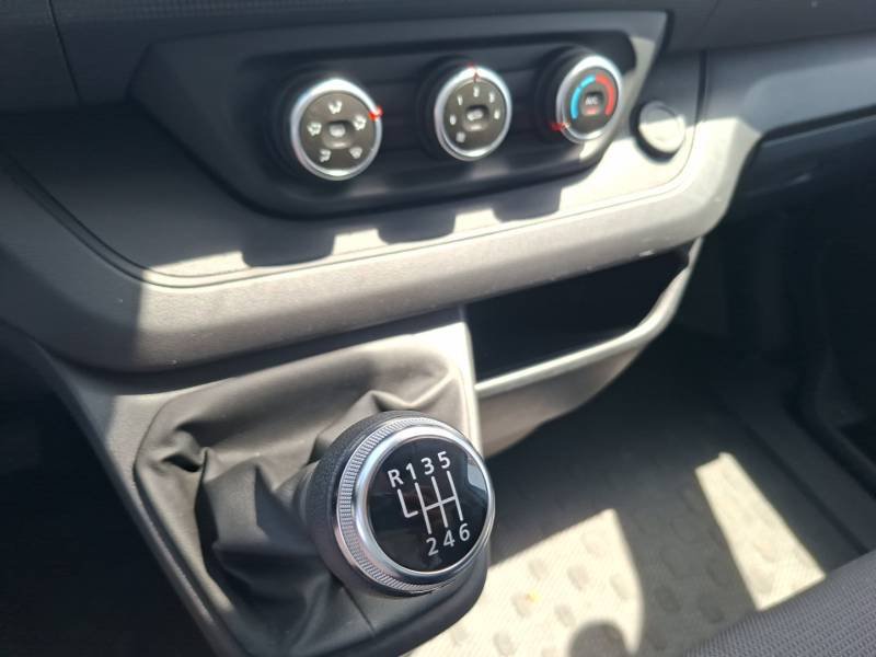 Renault Trafic - Photo 32