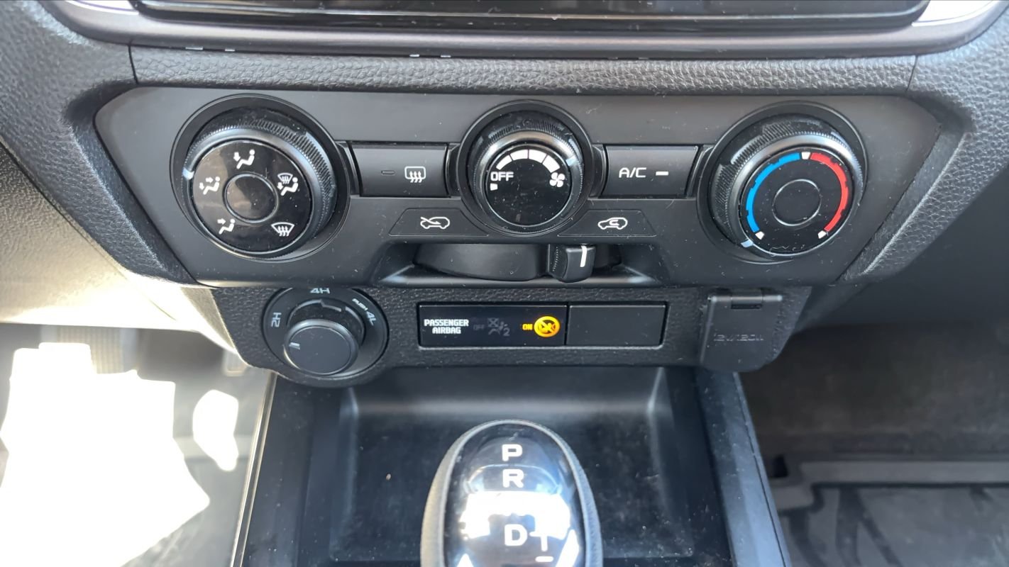 Isuzu D-max - Photo 13