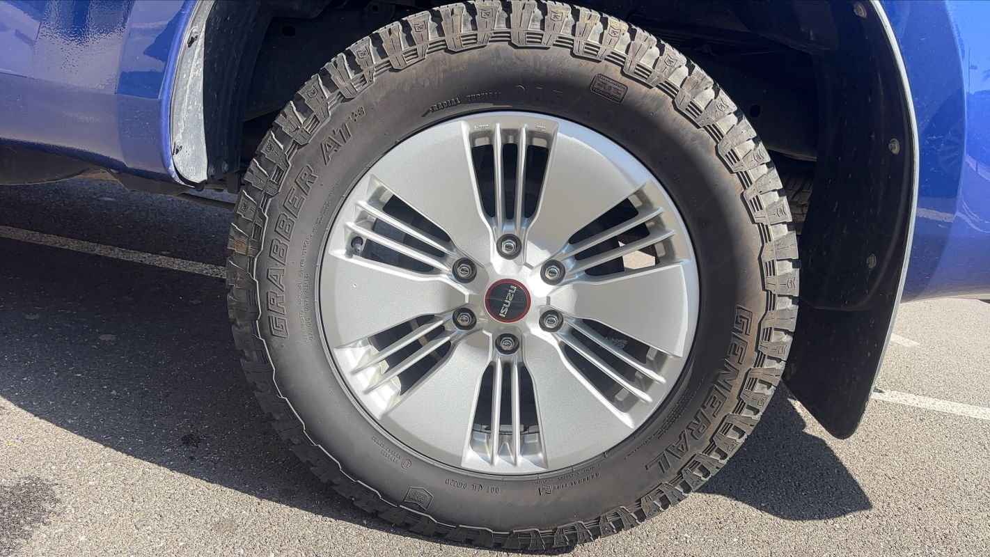 Isuzu D-max - Photo 19