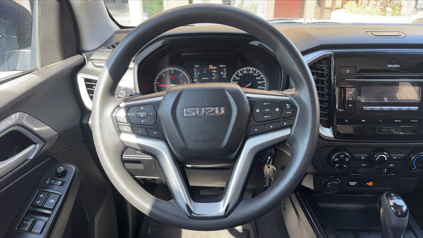 Isuzu D-max - Photo 23