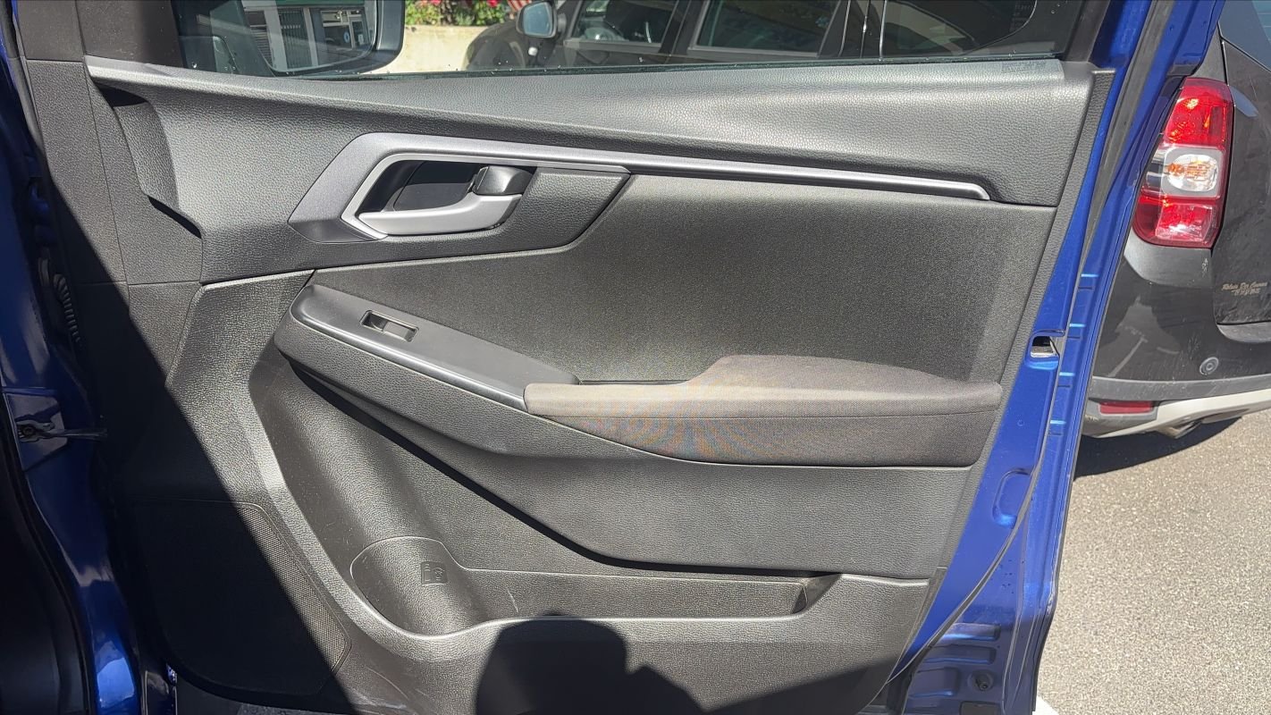 Isuzu D-max - Photo 24