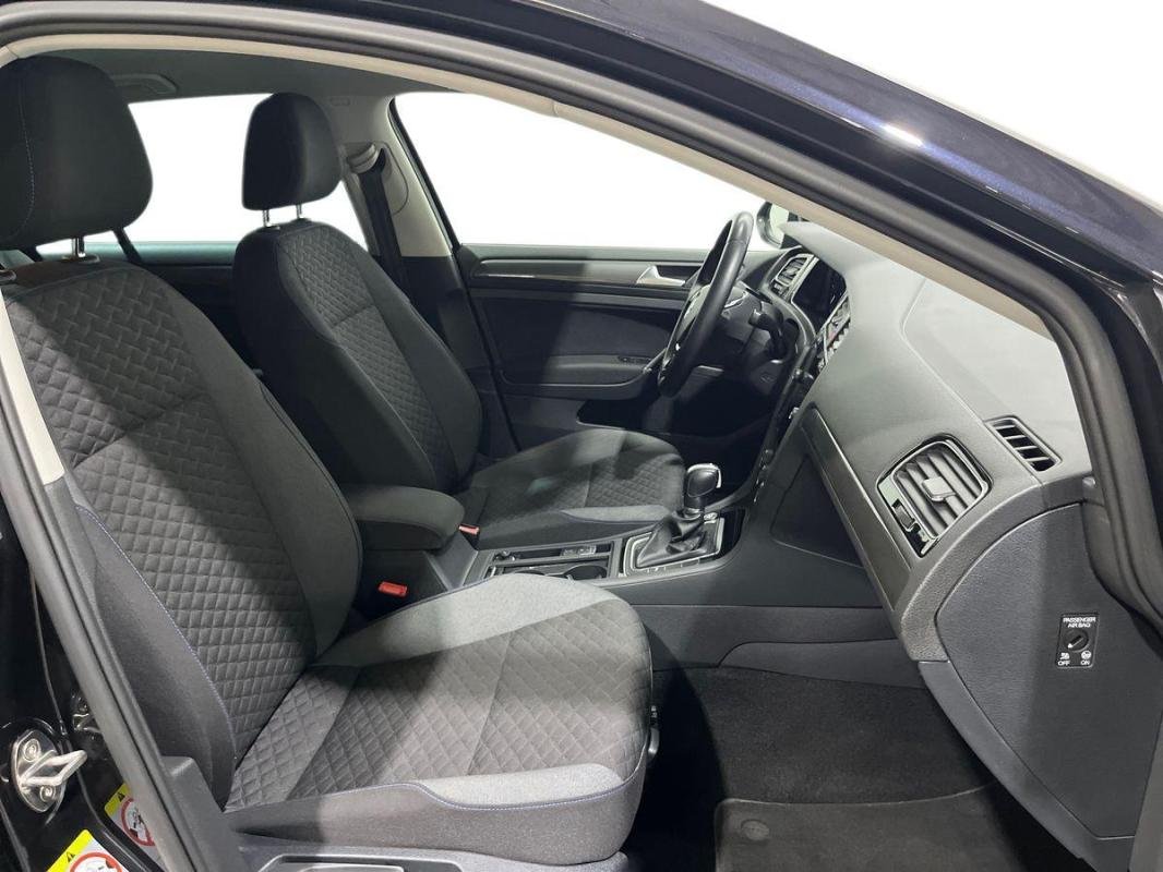 Volkswagen Golf - Photo 13