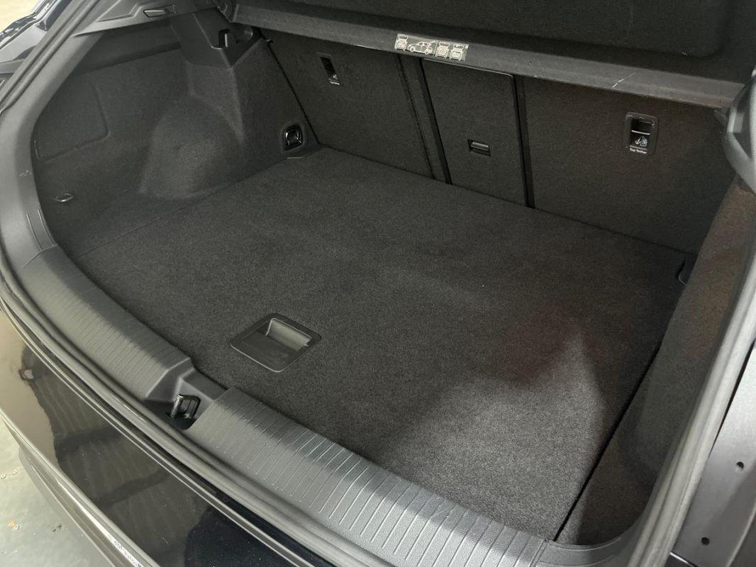 Volkswagen T-Roc - Photo 32