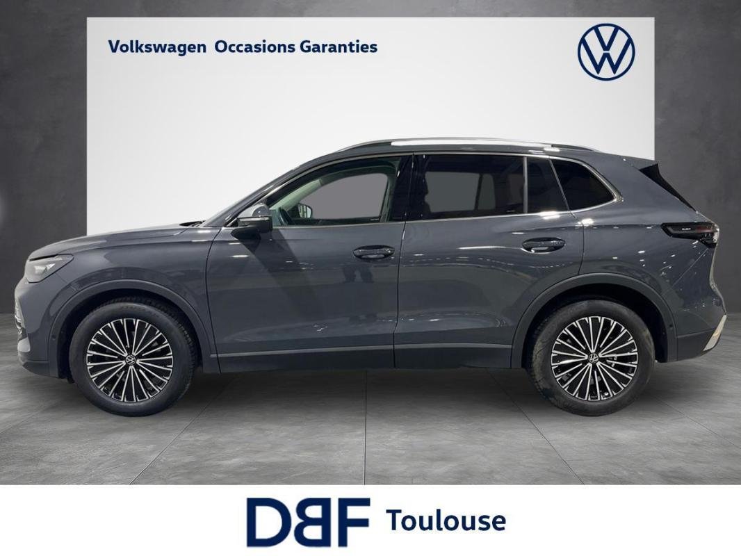 Volkswagen Tiguan - Photo 2