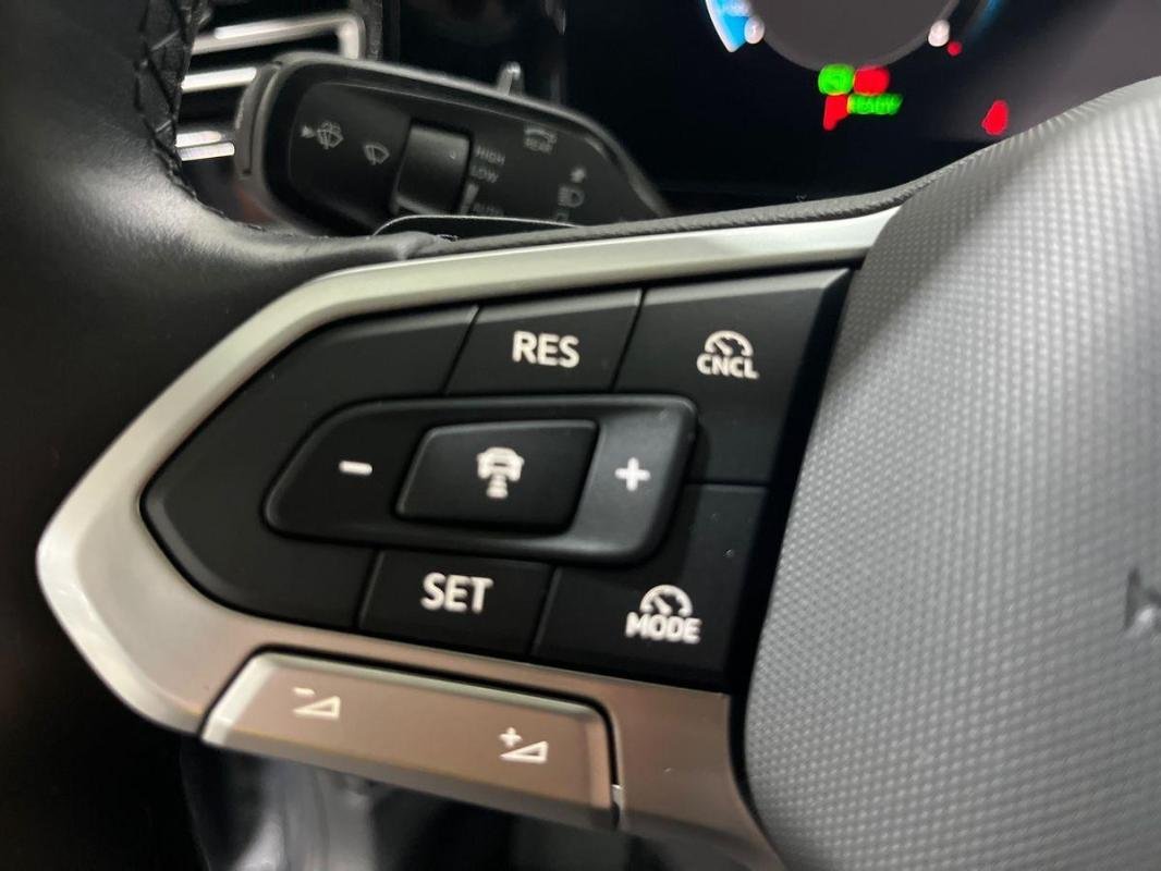 Volkswagen Tiguan - Photo 21