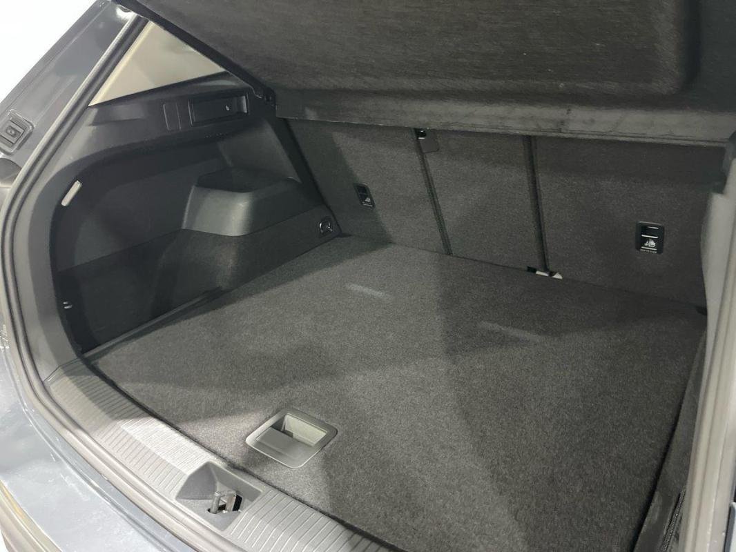 Volkswagen Tiguan - Photo 32