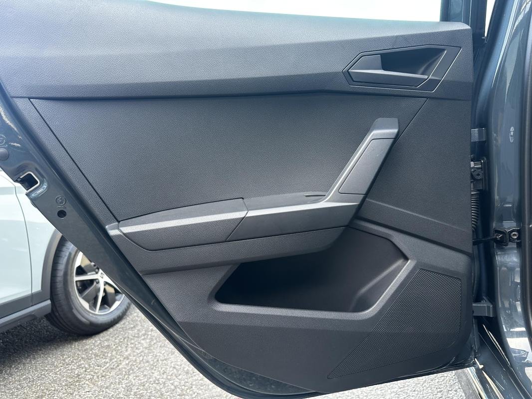 Seat Ibiza - Photo 11