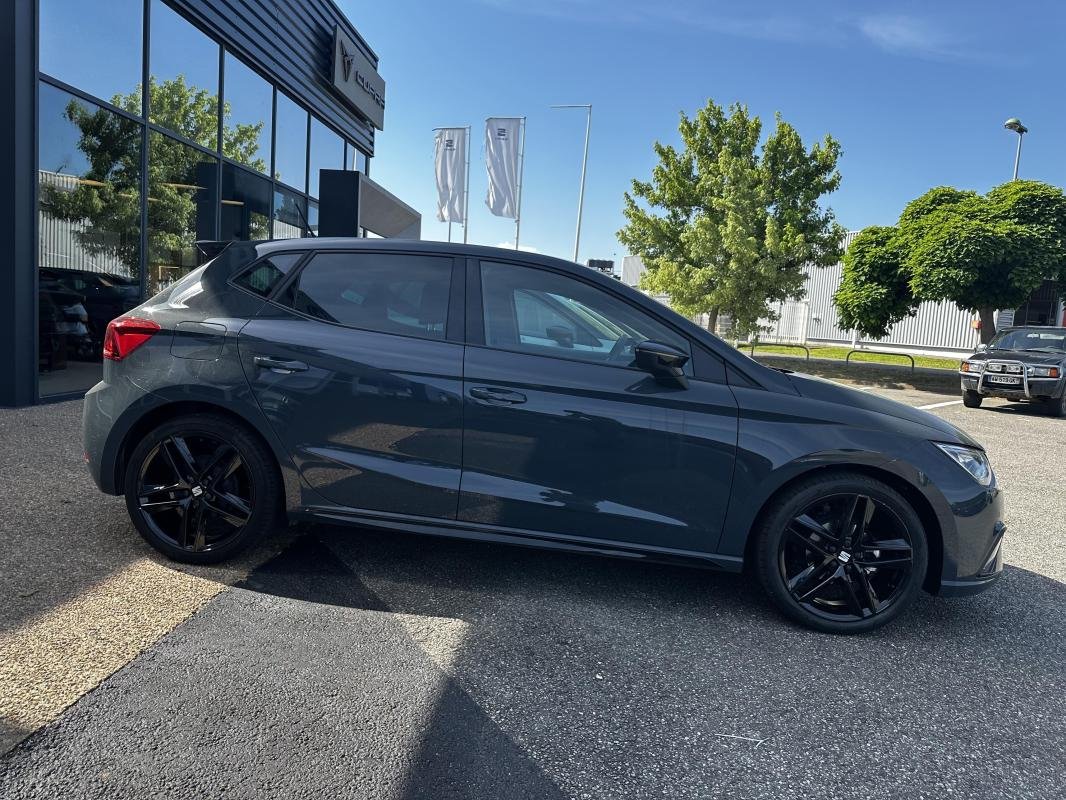 Seat Ibiza - Photo 4