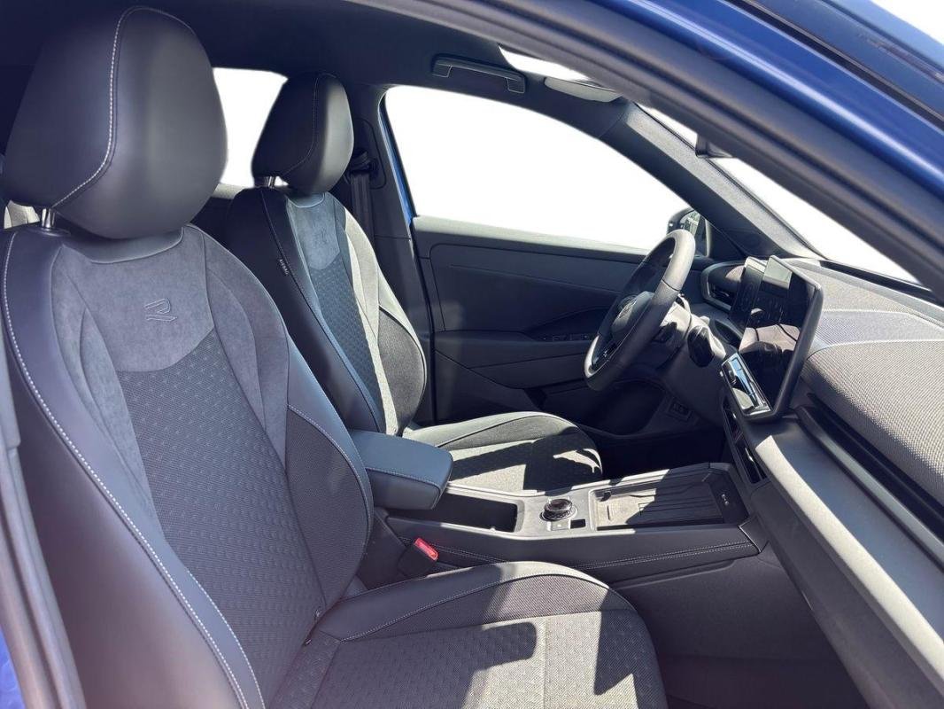 Volkswagen T-Roc - Photo 13