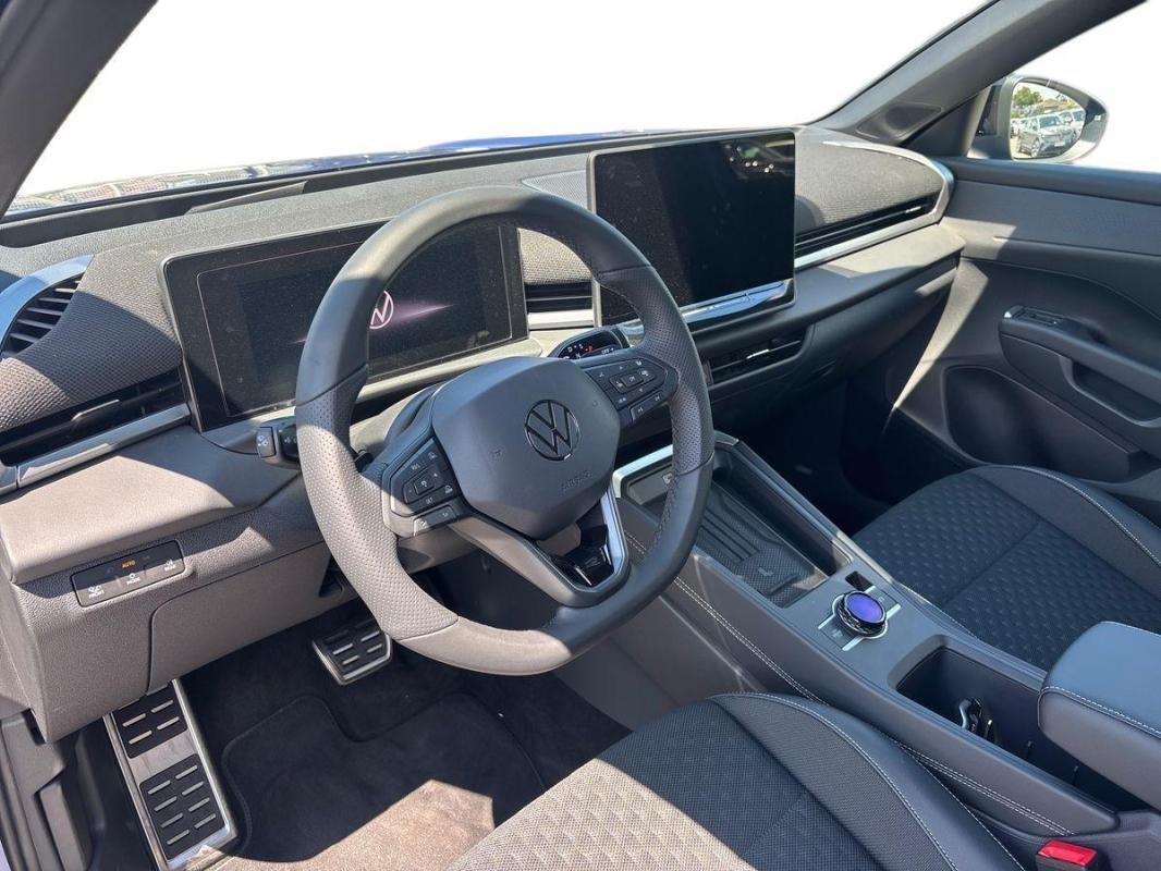 Volkswagen T-Roc - Photo 9