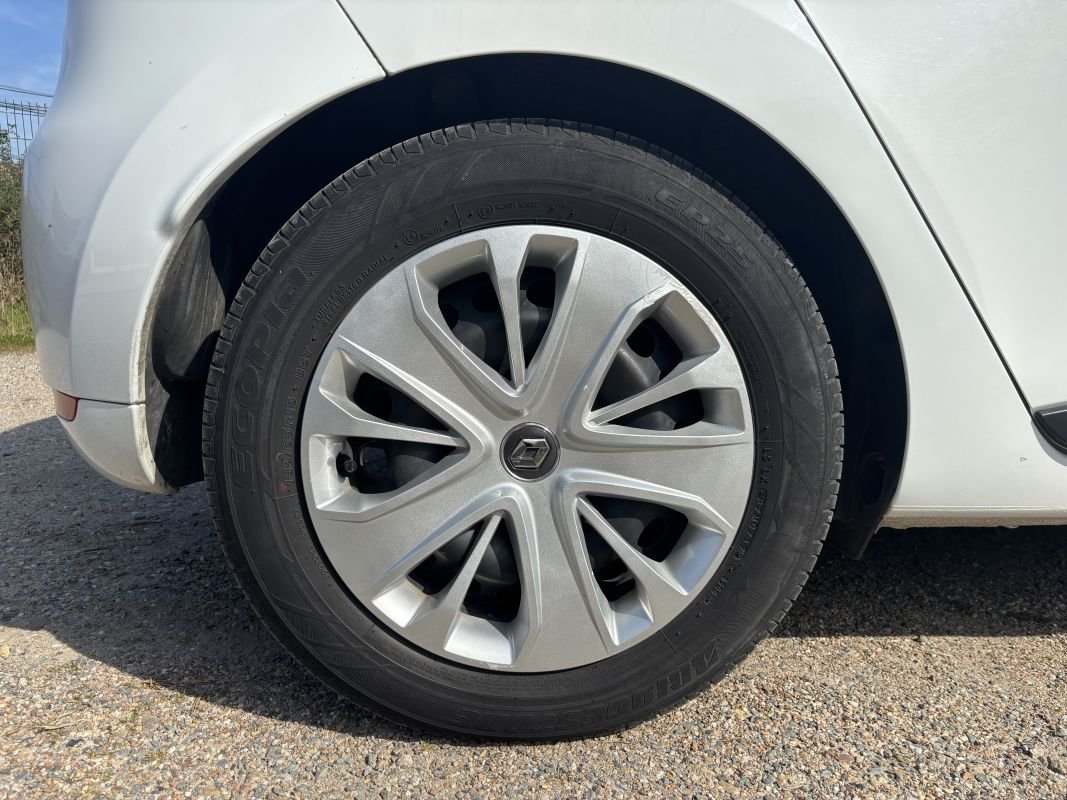 Renault Clio - Photo 16