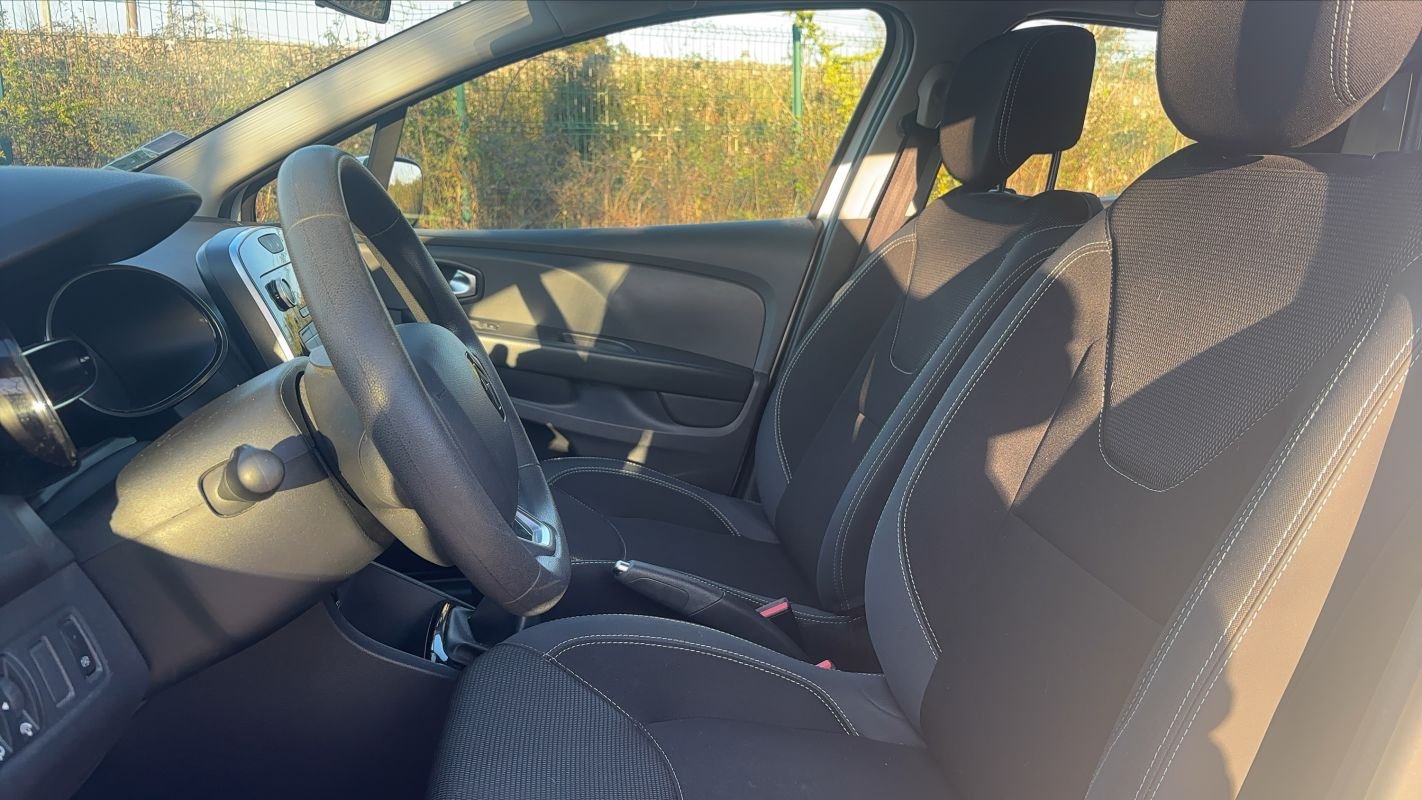 Renault Clio - Photo 28