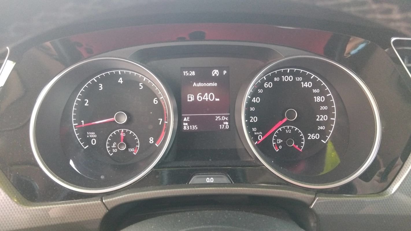 Volkswagen Touran - Photo 12