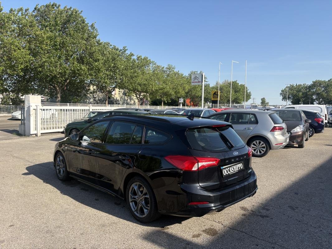 Ford Focus - Photo 5