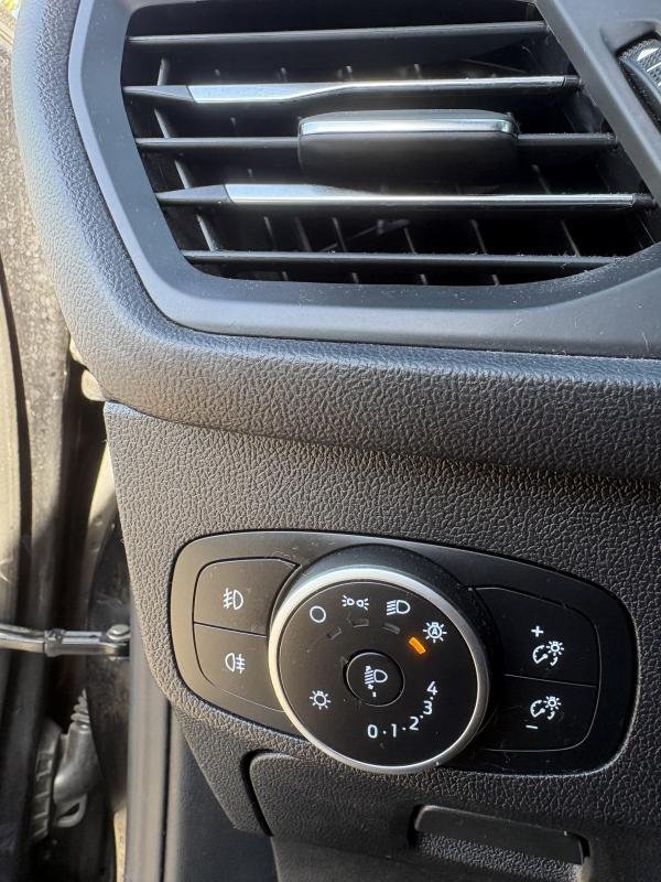 Ford Focus - Photo 8