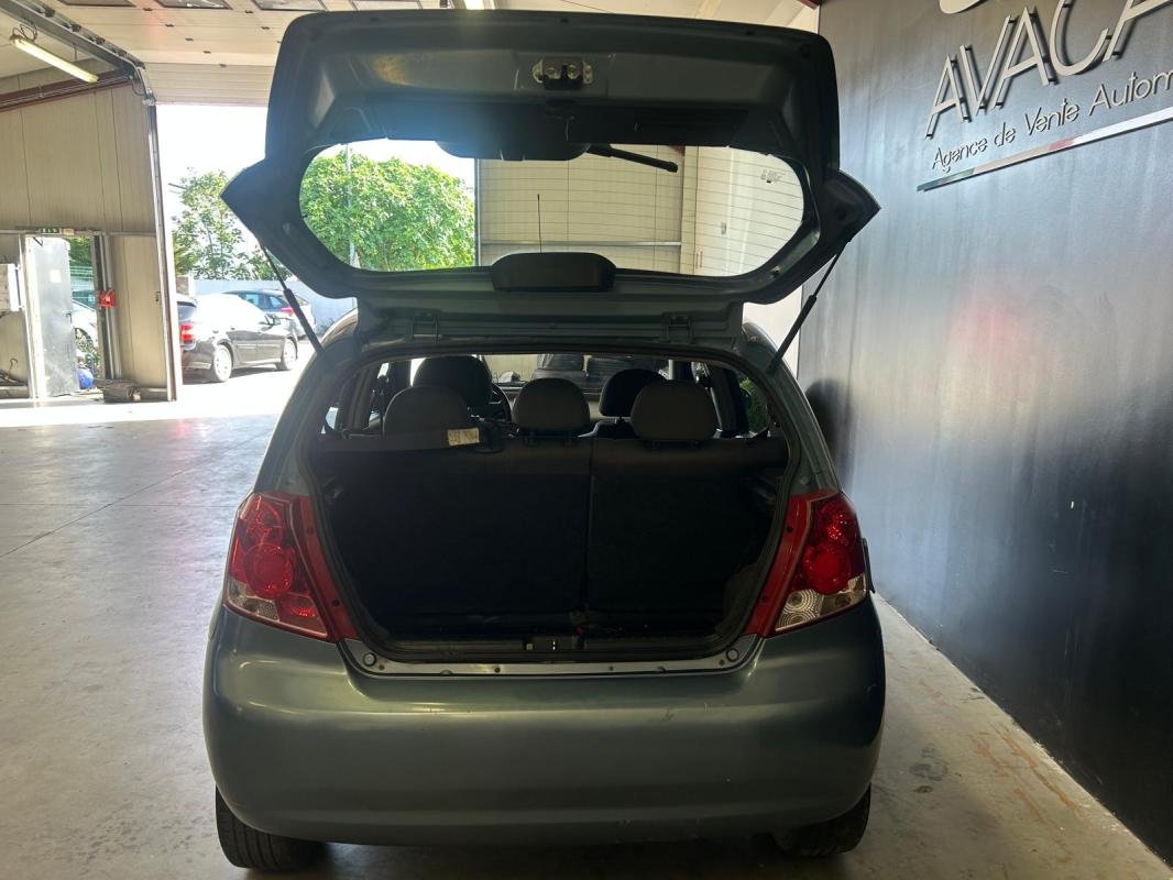 Chevrolet Kalos - Photo 13