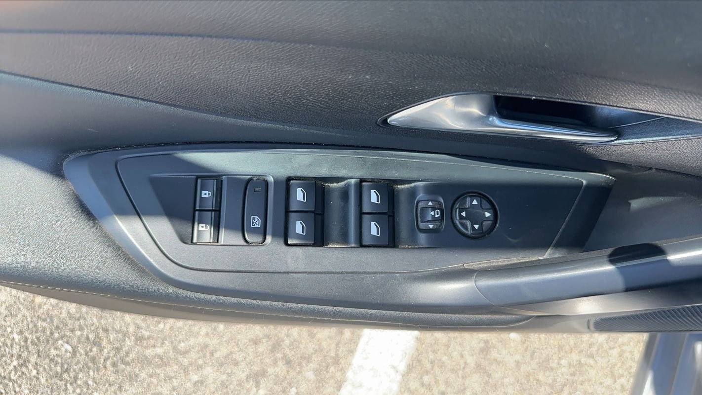 Peugeot 308 - Photo 22