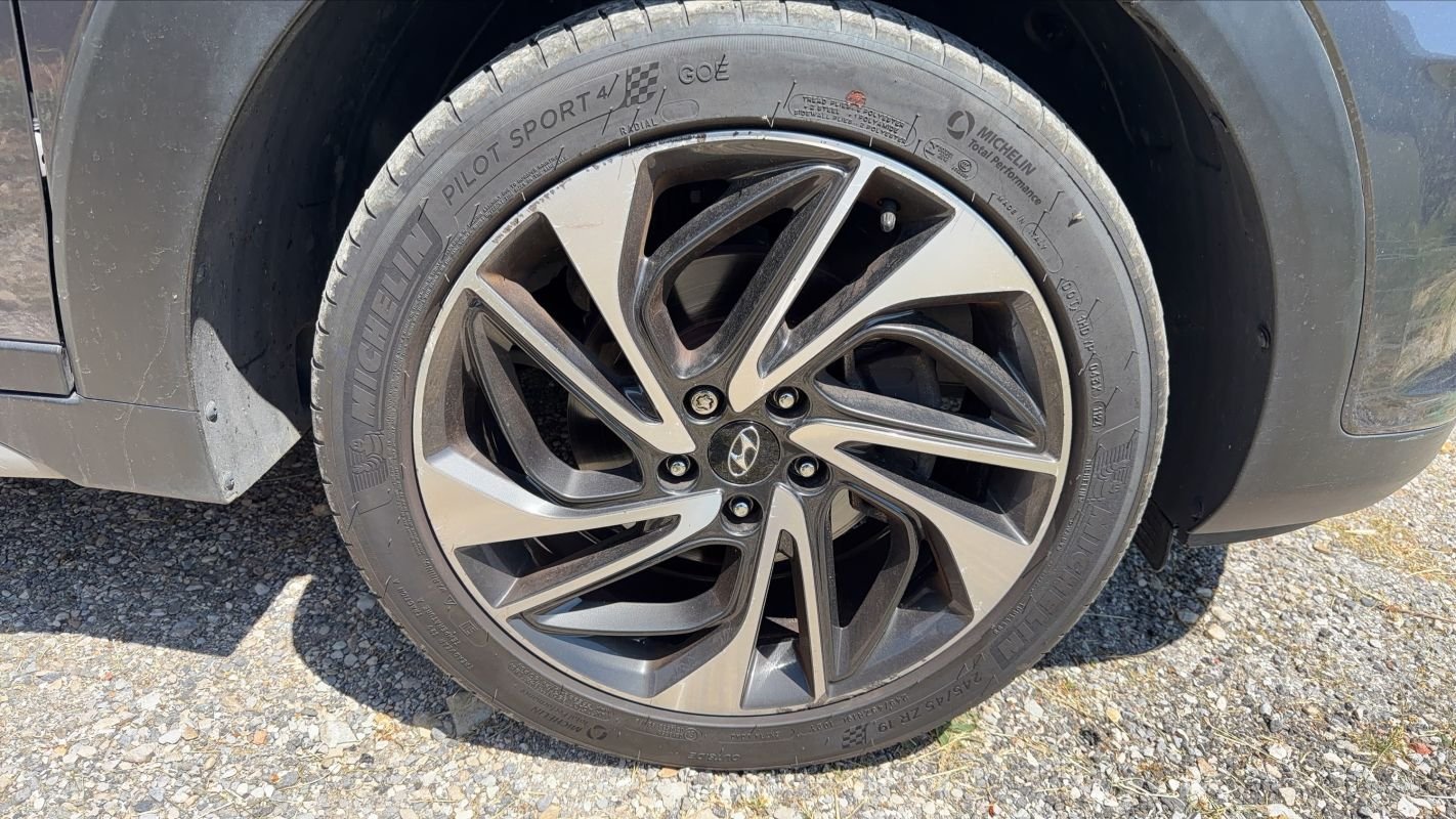 Hyundai Tucson - Photo 17