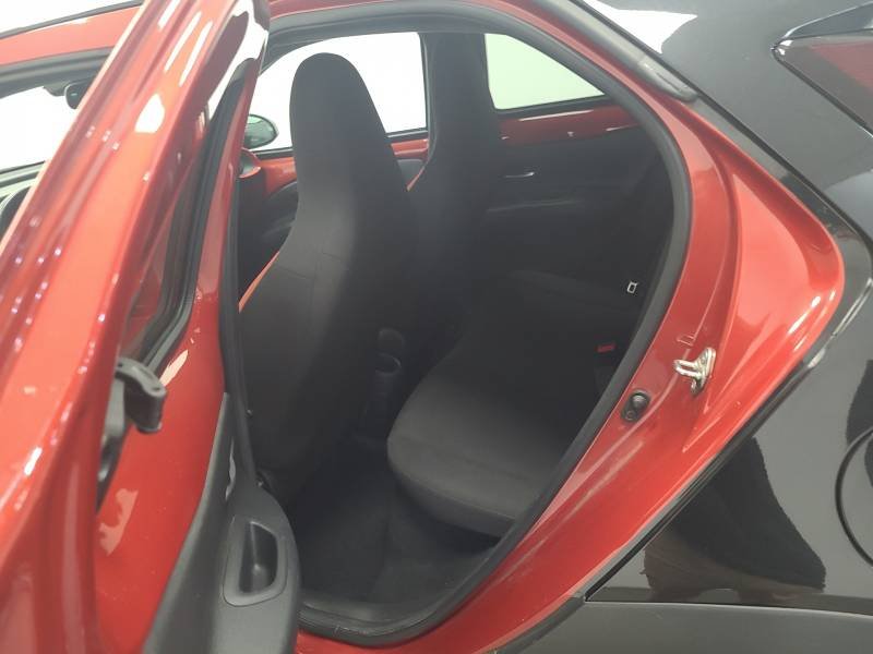 Toyota aygo x - Photo 13