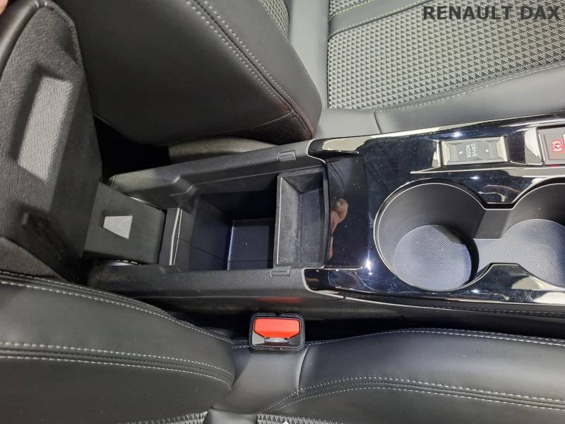 Peugeot 2008 - Photo 37