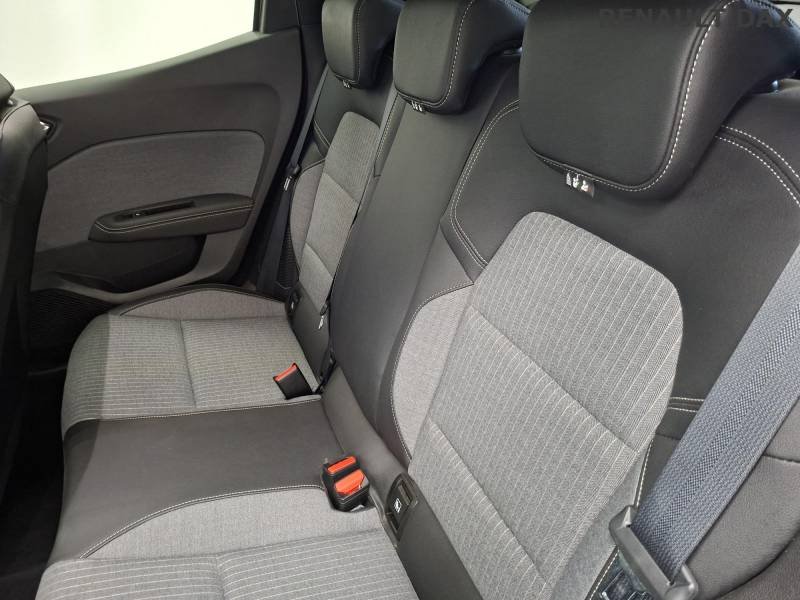 Renault Clio - Photo 25