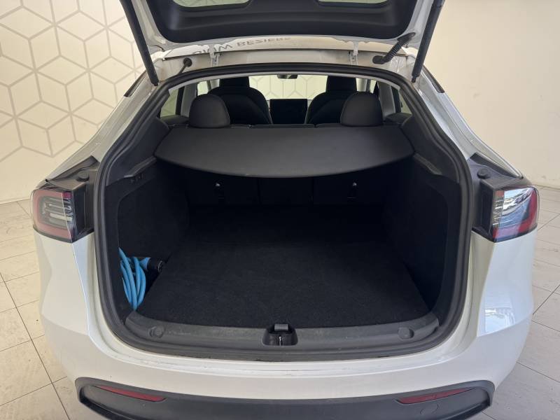 Tesla Model Y - Photo 12