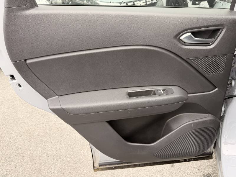 Renault Captur - Photo 18