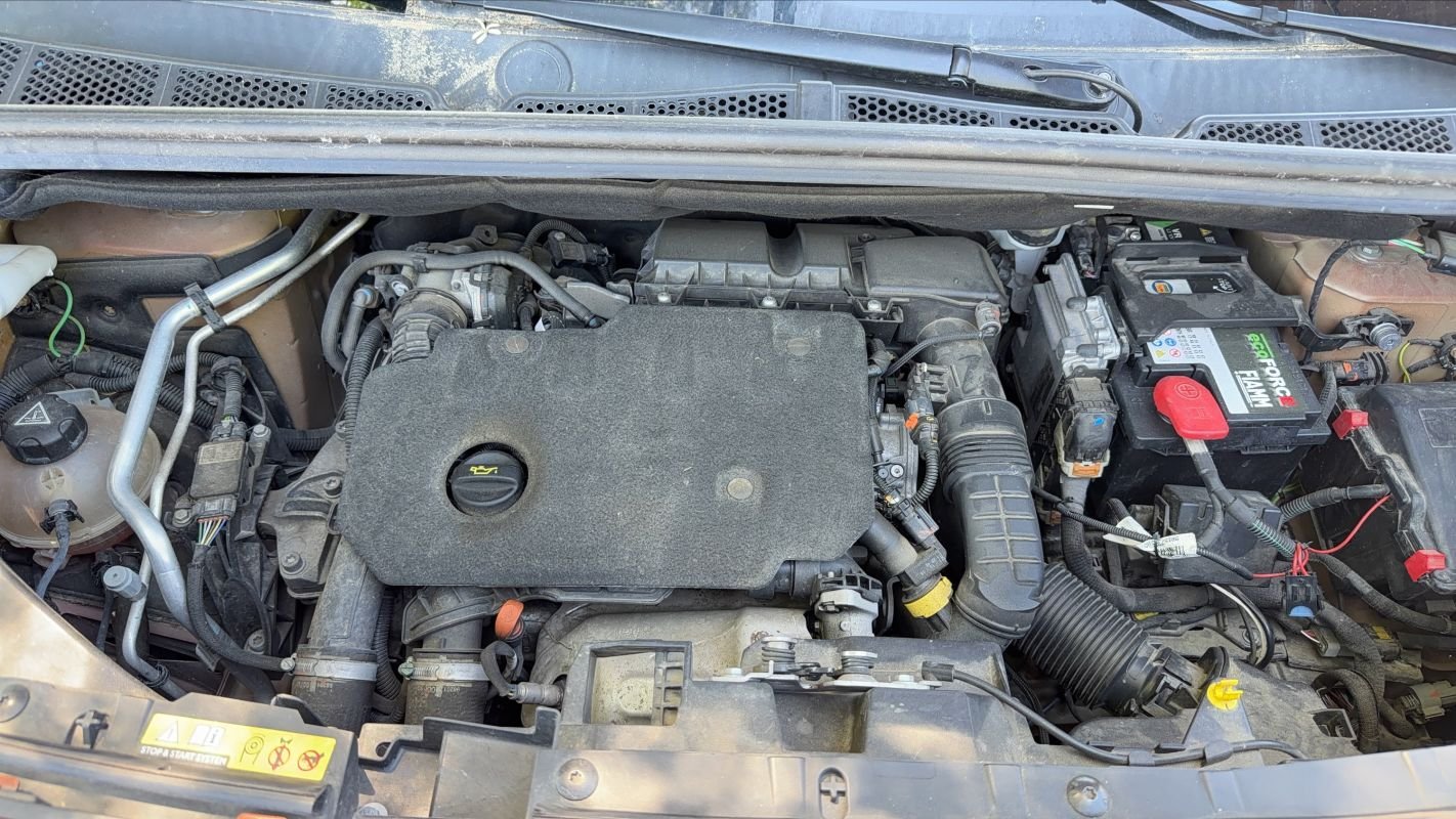 Peugeot Rifter - Photo 15