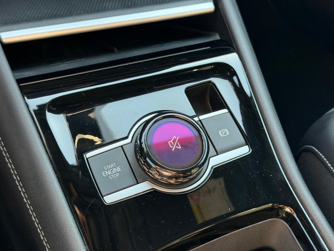 Volkswagen Tiguan - Photo 12