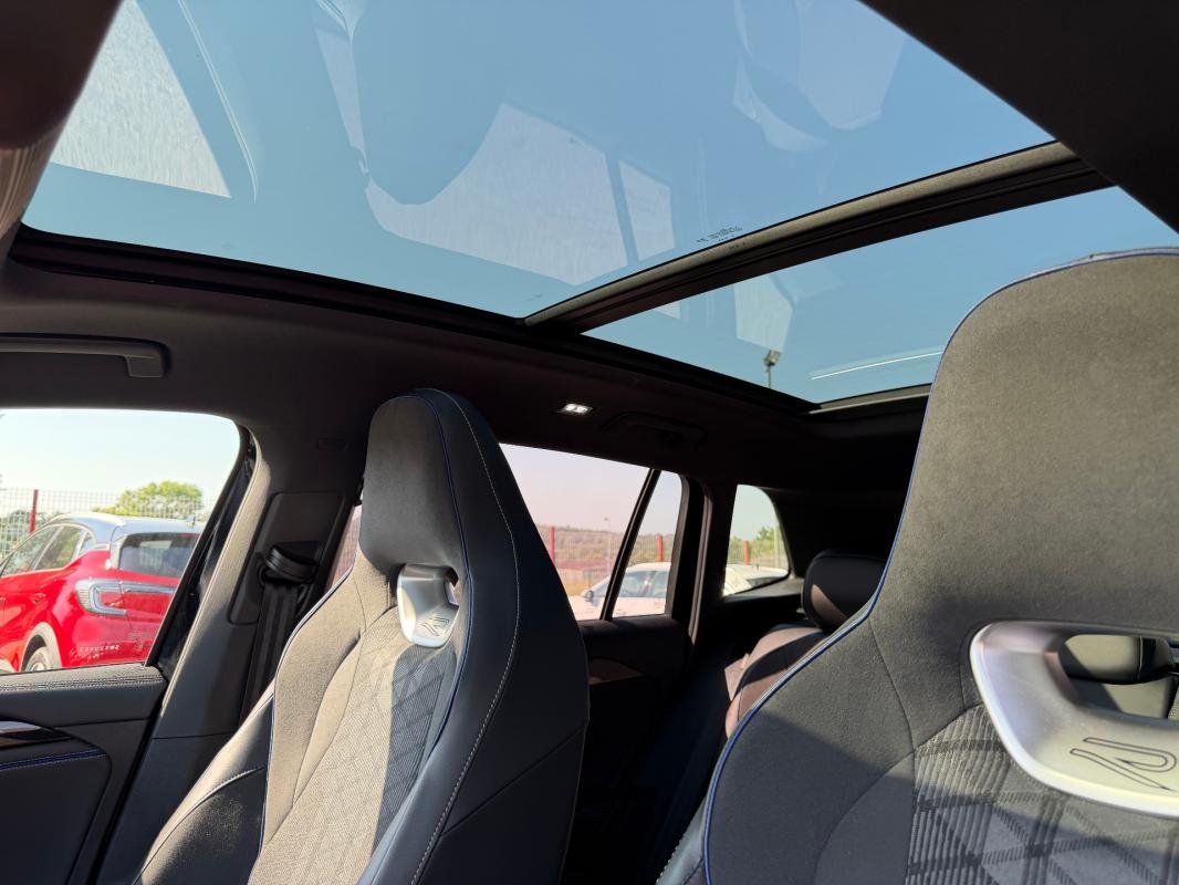 Volkswagen Tiguan - Photo 34