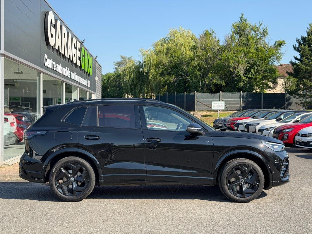 Volkswagen Tiguan - Photo 4