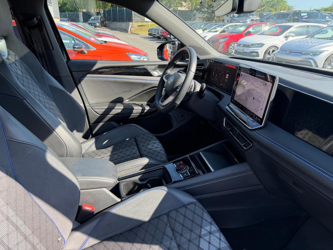 Volkswagen Tiguan - Photo 45