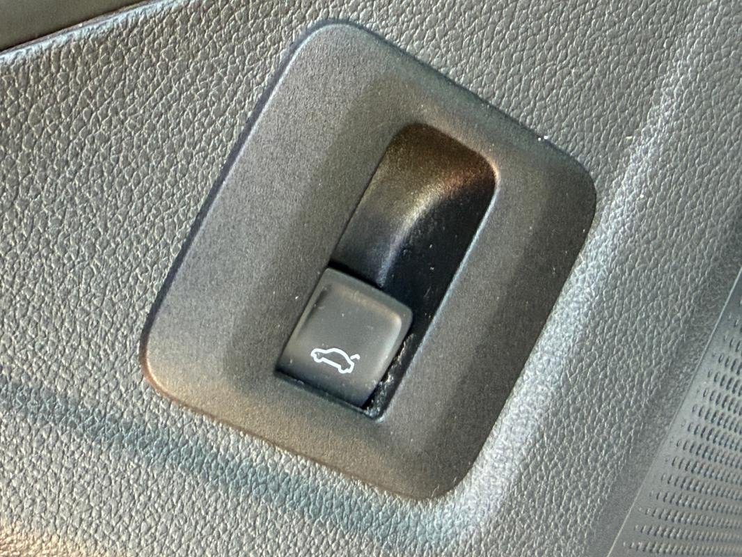 Volkswagen Tiguan - Photo 8