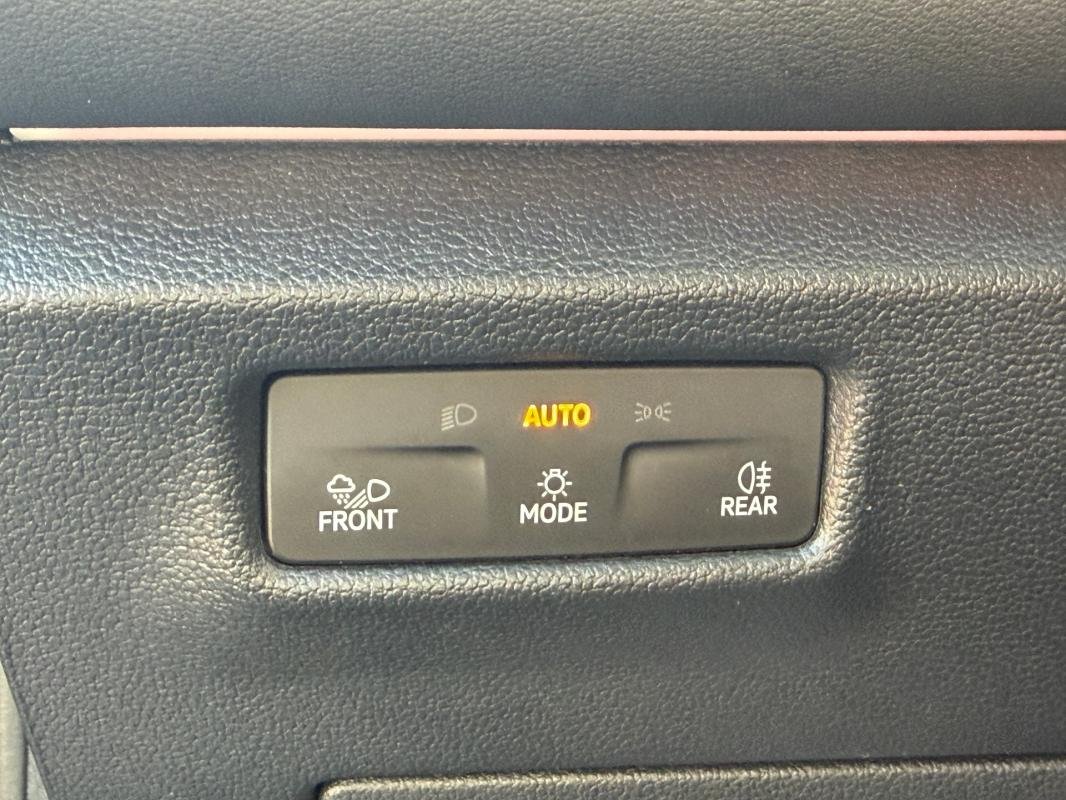 Volkswagen Tiguan - Photo 10