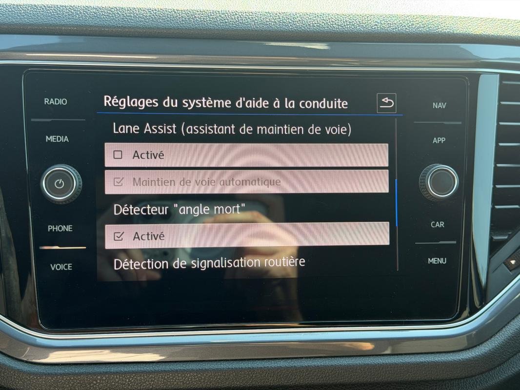 Volkswagen T-Roc - Photo 19