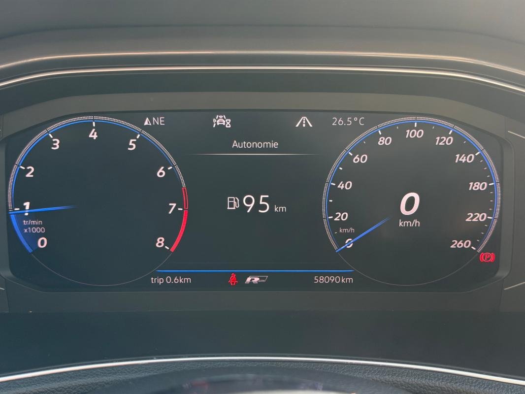 Volkswagen T-Roc - Photo 23