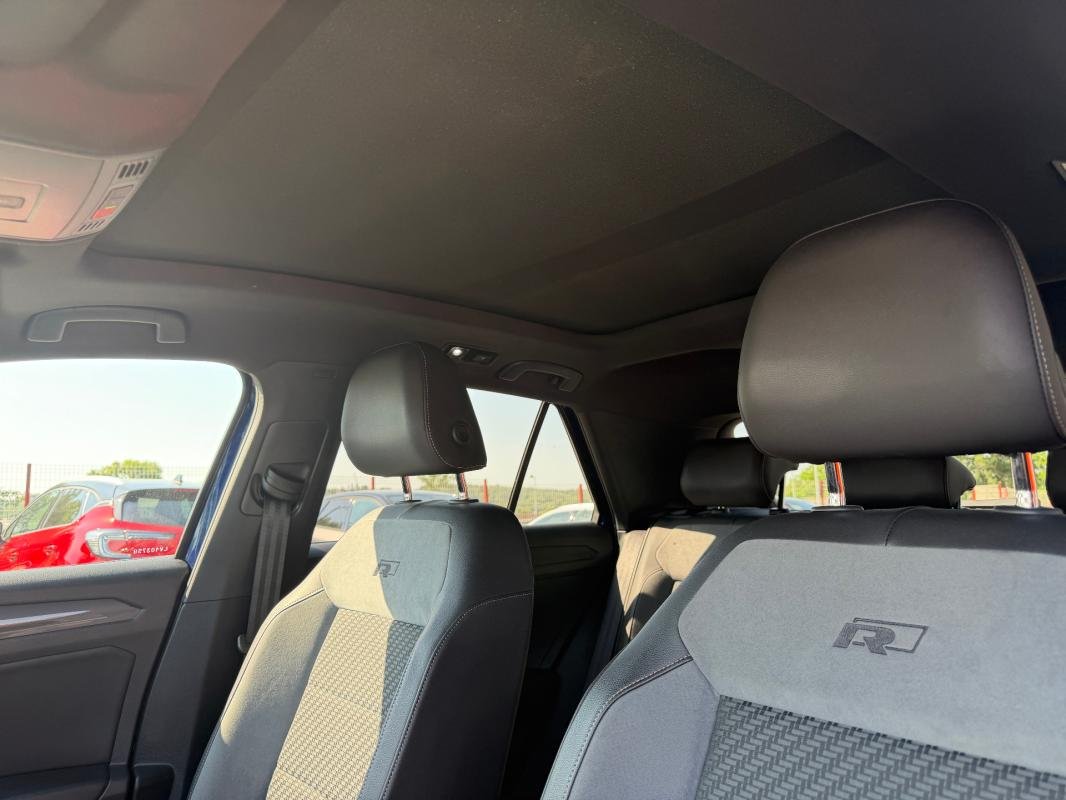 Volkswagen T-Roc - Photo 25