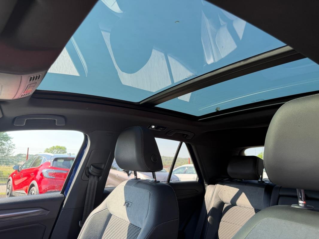 Volkswagen T-Roc - Photo 26