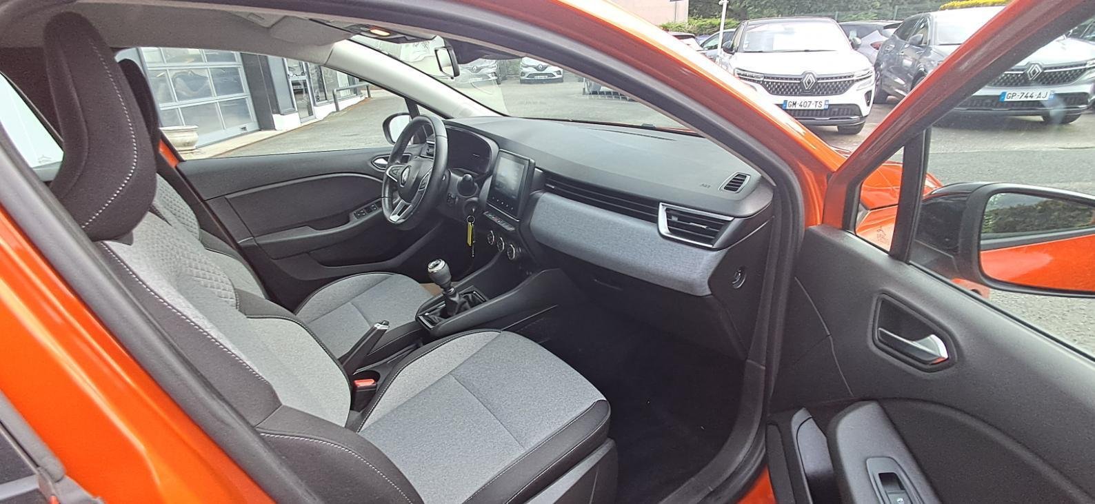 Renault Clio - Photo 13