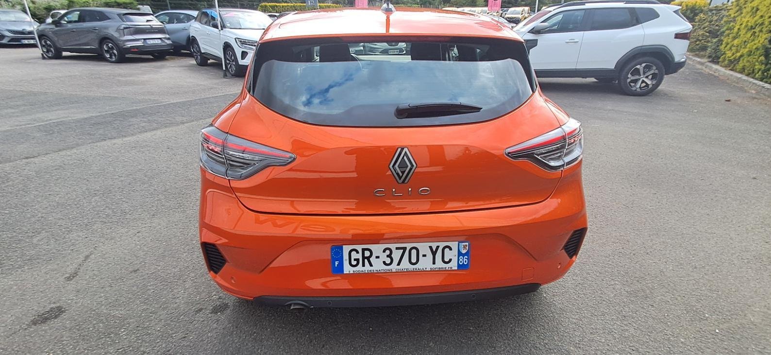 Renault Clio - Photo 10