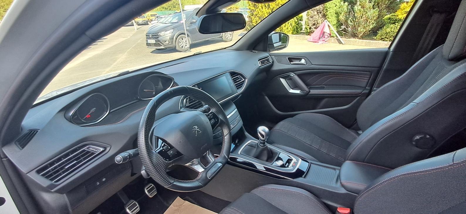 Peugeot 308 - Photo 12