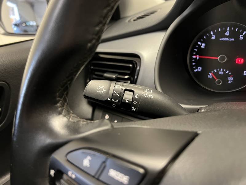 Kia Stonic - Photo 22