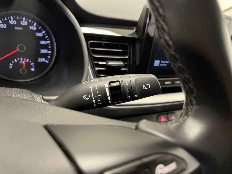 Kia Stonic - Photo 25