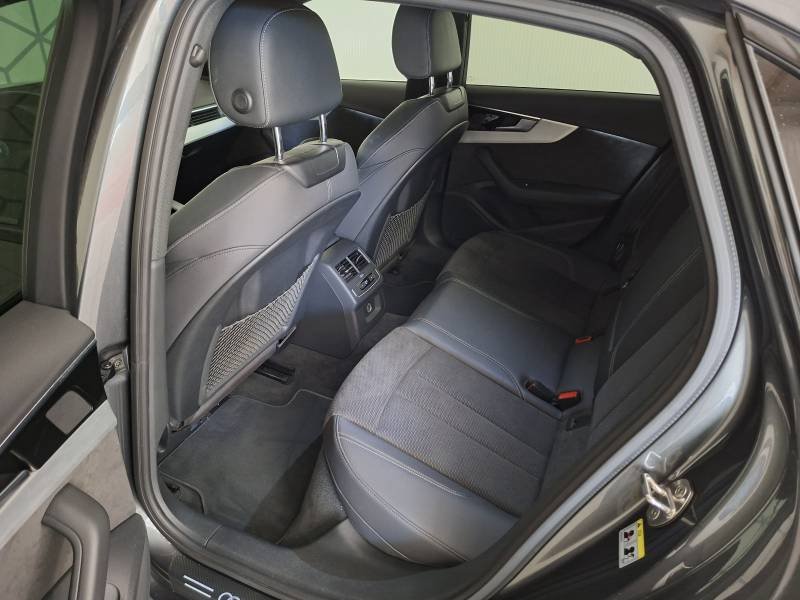 Audi A4 - Photo 22