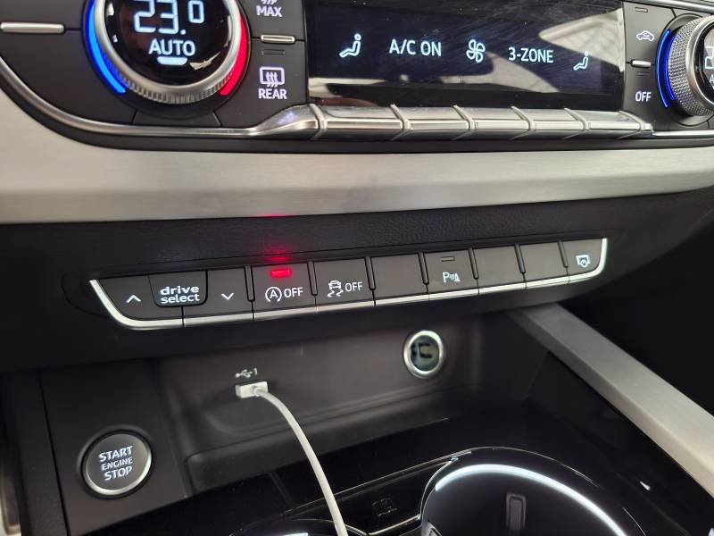 Audi A4 - Photo 36