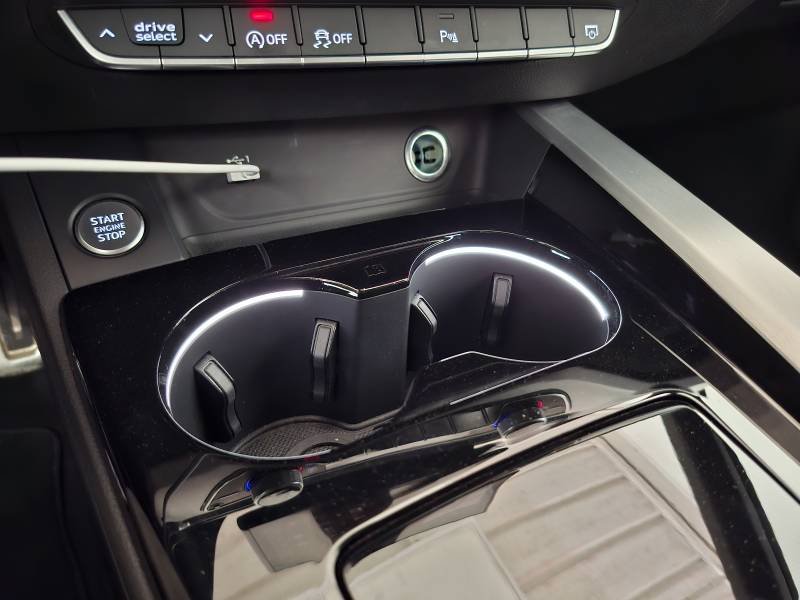 Audi A4 - Photo 37