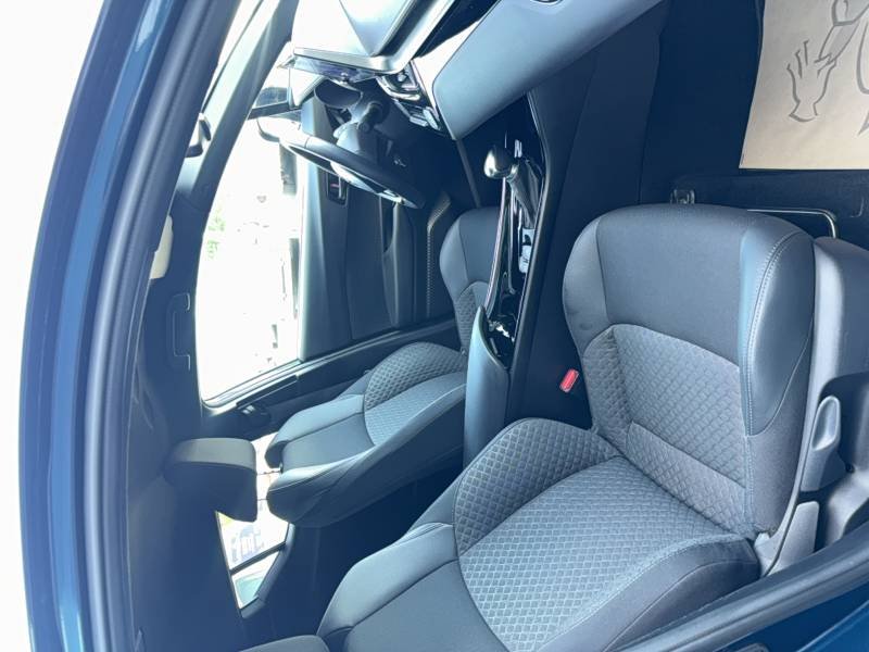 Toyota C-HR - Photo 12