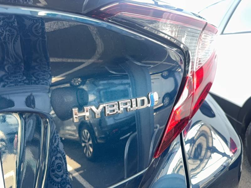 Toyota C-HR - Photo 18