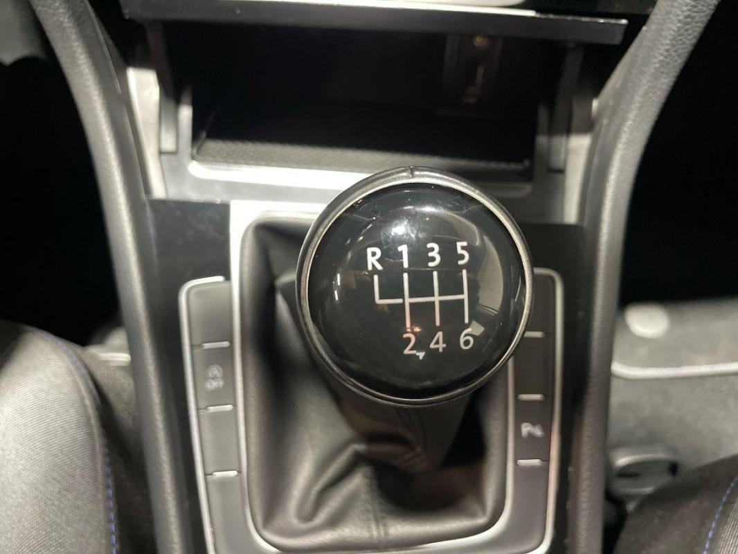 Volkswagen Golf - Photo 11