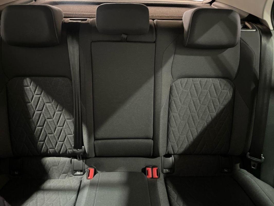 Volkswagen Golf - Photo 22